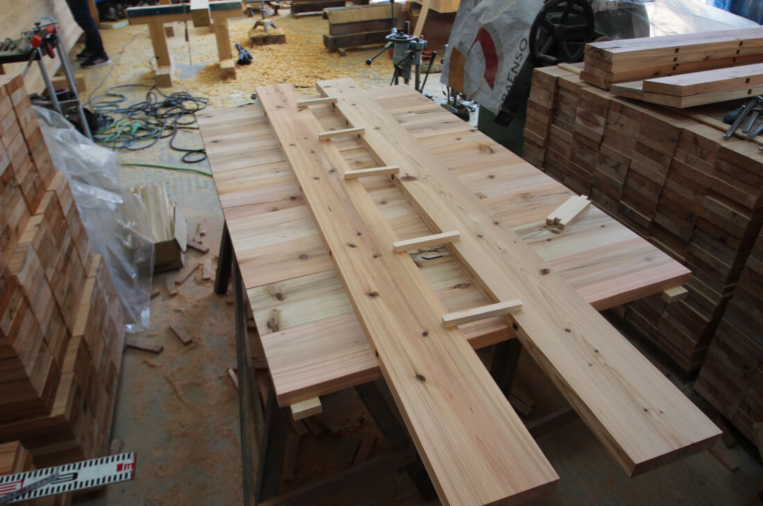 落とし込み板壁(板倉造り)